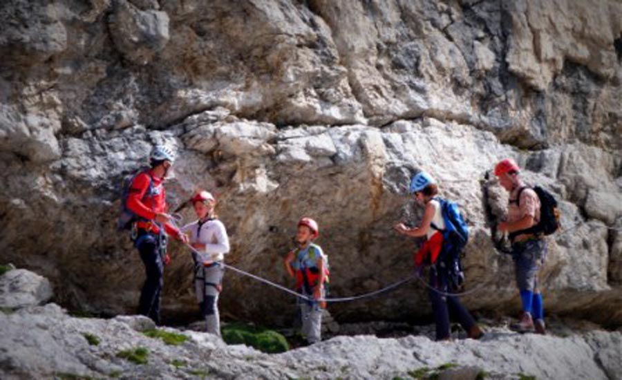 DOLOMITI JUNIOR CLUB